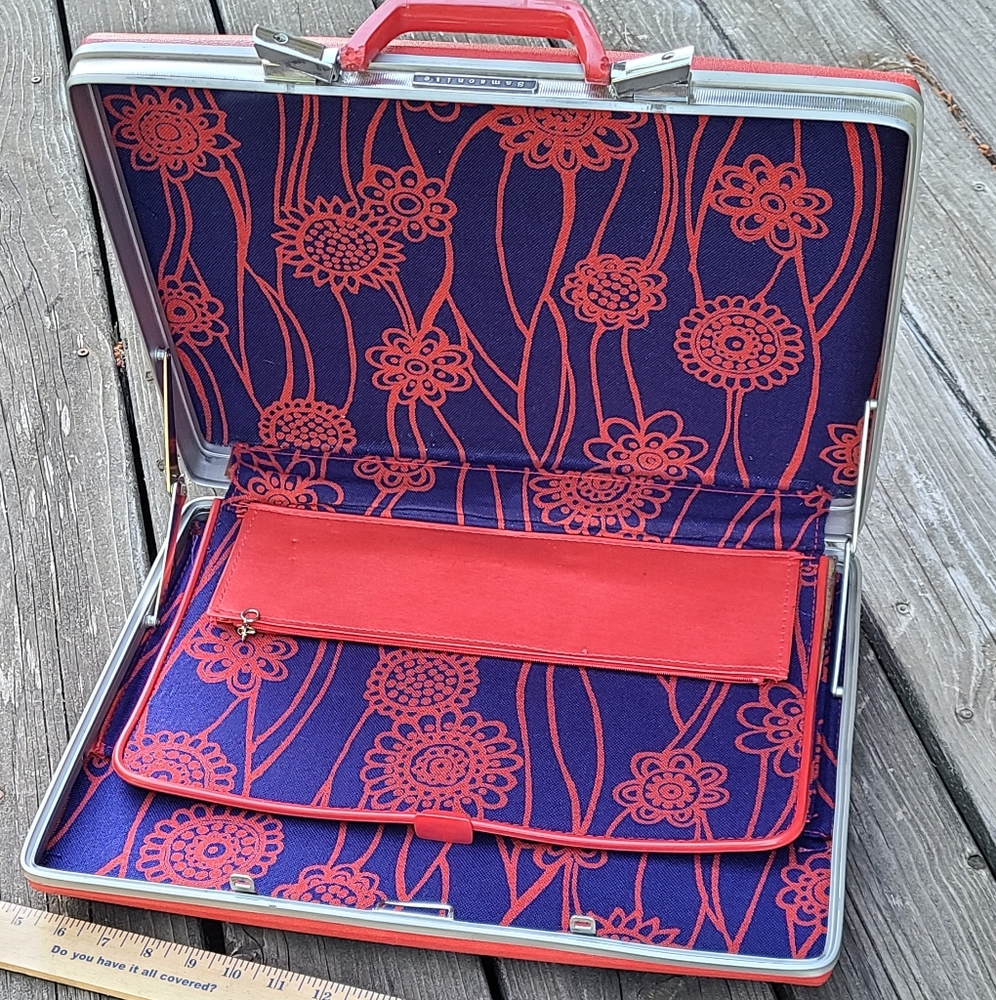 Vintage SAMSONITE Hard Shell Red Briefcase